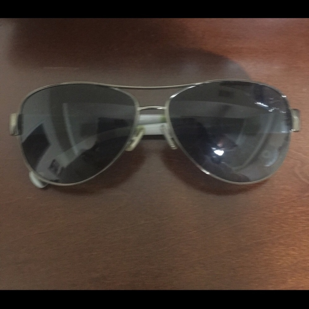 Coach sunnies